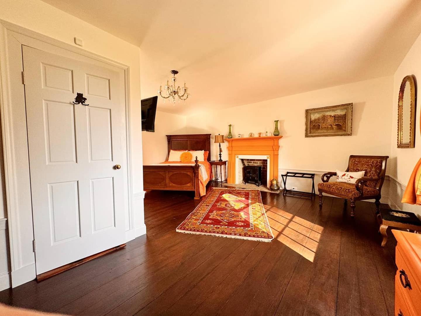 The Sunnyside Sisters Bed And Breakfast Clarksville Экстерьер фото